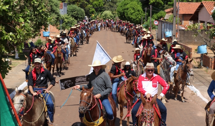 Cavalgada encerra programação do 30º aniversário de Santa Maria do Tocantins